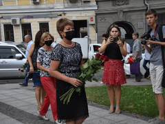 День рождения Олега Табакова: саратовцы почтили память актера рядом с оскверненным вандалами мемориалом