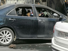 В центре Саратова пожарные потушили Toyota Camry