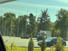 Реконструкция Театра оперы и балета: очевидцы сообщили, что с площадки вывозят строительные вагончики