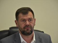 Вам надо включить голову: министр транспорта потребовал, чтобы главы районов занялись ремонтом дорог