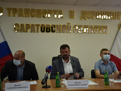 Вам надо включить голову: министр транспорта потребовал, чтобы главы районов занялись ремонтом дорог