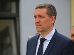 В Саратове депутат Госдумы поздравил первоклашек с Днем знаний цитатой из Библии
