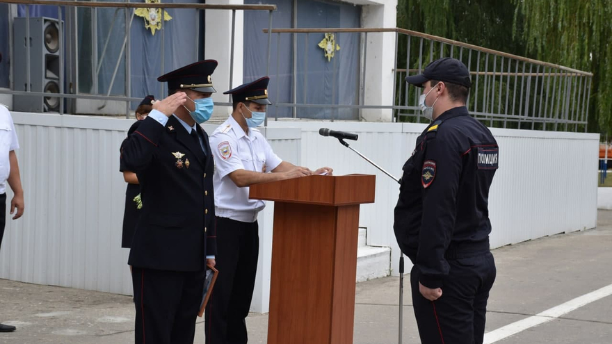 День рождения ППС: саратовские полицейские получили трех щенков бельгийской овчарки (их отправят в собачью школу)