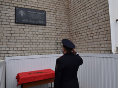 День рождения ППС: саратовские полицейские получили трех щенков бельгийской овчарки (их отправят в собачью школу)