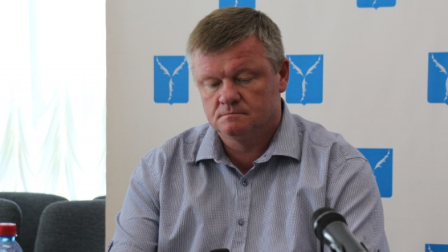 Глава Саратова о поборах в школах: Мы не можем запретить добровольный сбор средств на подарки