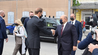 Визит Мишустина в Саратов. Глава правительства приехал в технопарк Almaz-Digital