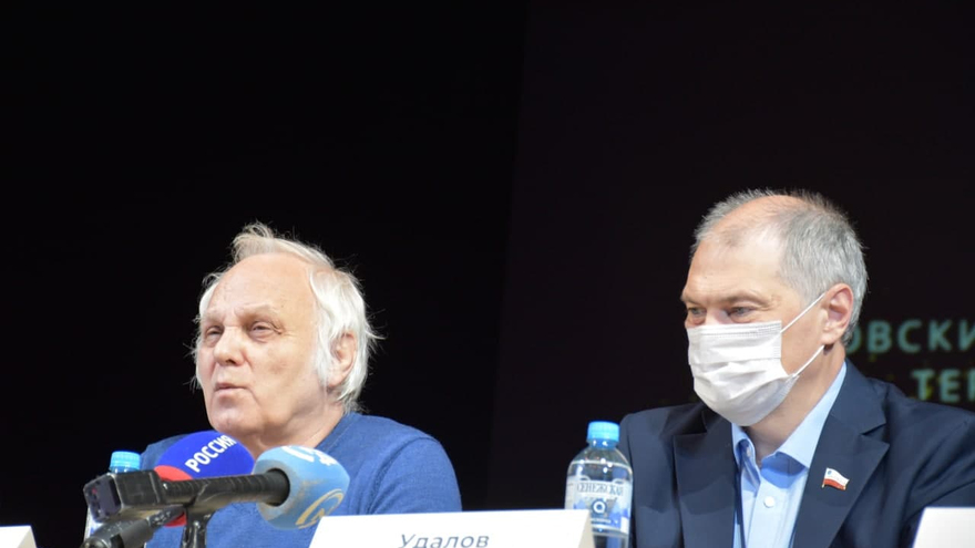 Театр кукол Теремок покажет саратовцам спектакль про золотую молодежь, которой можно все