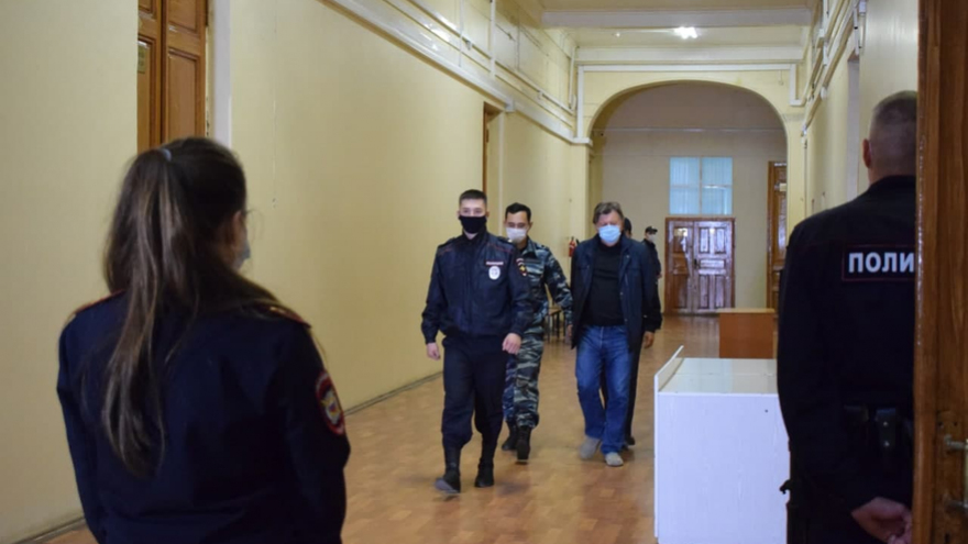 Махинации с землей: суд отправил бывшего архитектора Саратова под домашний арест