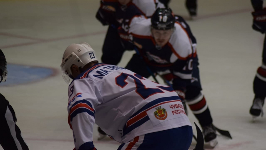 Саратовский Кристалл уступил Чебоксарам в домашнем матче