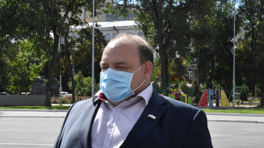 В Саратове закончились лекарства от коронавируса: министр пообещал машину медикаментов