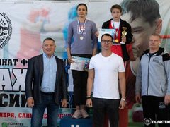 Продержаться в бою: спортсменка из Саратовской области готовится к чемпионату мира, где оппоненты играют в шахматы, а потом избивают друг друга