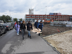 На саратовской набережной примерили скульптуру Петра I
