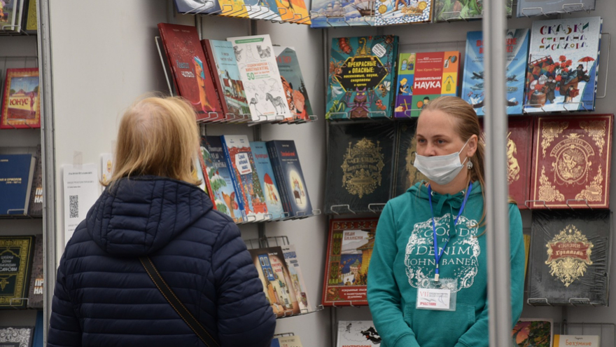 В Саратове открылась международная книжная ярмарка: ожидается приезд создателей комикса Майор Гром