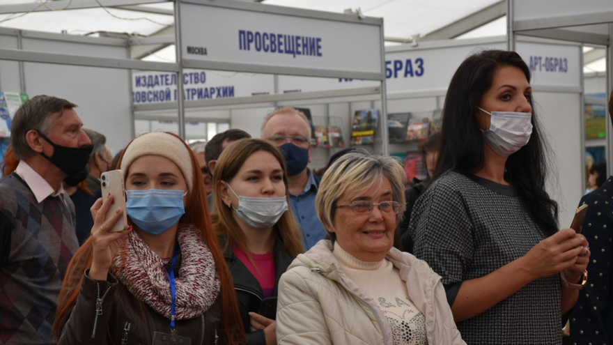В Саратове открылась международная книжная ярмарка: ожидается приезд создателей комикса Майор Гром