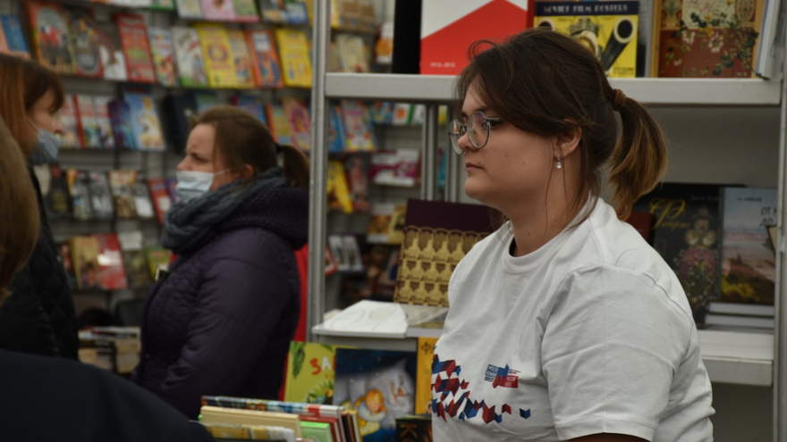 В Саратове открылась международная книжная ярмарка: ожидается приезд создателей комикса Майор Гром