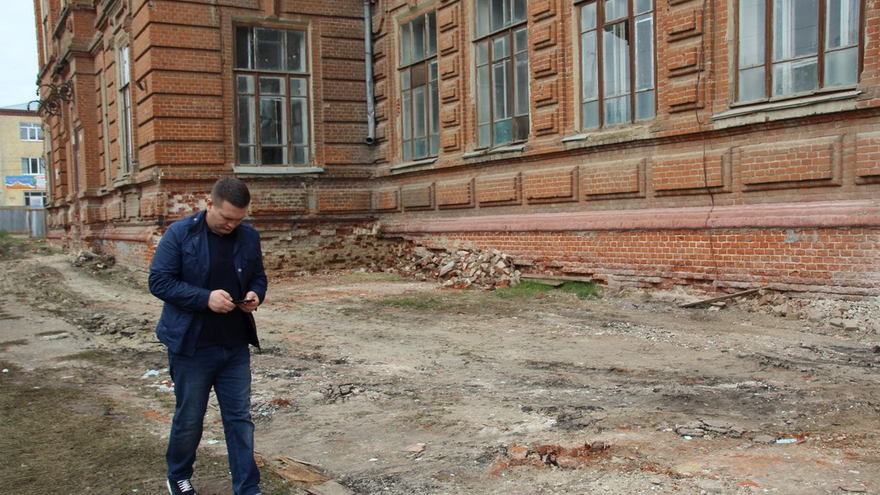 В Аткарске при поддержке депутата Воробьева установили новую воркаут-площадку