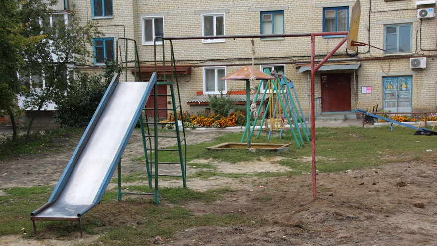 В Аткарске при поддержке депутата Воробьева установили новую воркаут-площадку