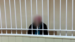 Ударила кулаком по голове: в Вольске арестовали молодую мать, которую обвиняют в убийстве 3-месячного сына