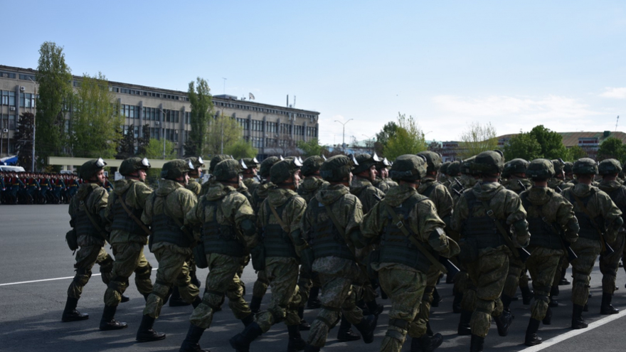 Укрепил свой авторитет, унизив честь и достоинство: военнослужащего оштрафовали за дедовщину