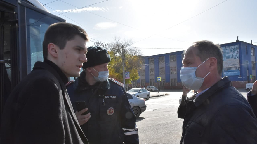 На саратовском вокзале ловили антимасочников: им грозят штрафы до 30 тысяч рублей
