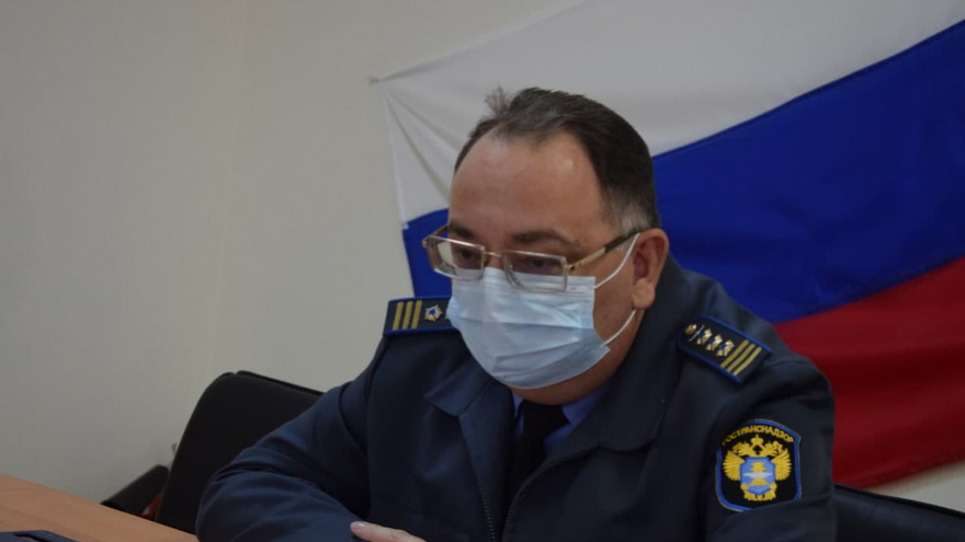 Чиновник потребовал, чтобы саратовские перевозчики наказывали непривитых водителей