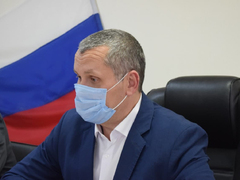 Чиновник потребовал, чтобы саратовские перевозчики наказывали непривитых водителей