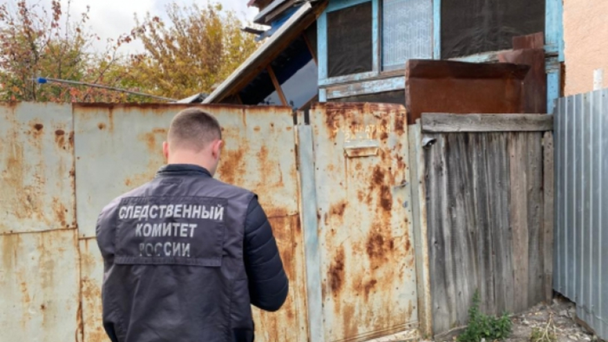 В Саратове следователей заинтересовала смерть женщины с синяками