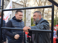 Депутат Госдумы Андрей Воробьев открыл в Заводском районе еще один народный фитнес-парк