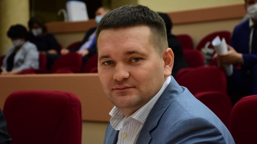 Застройка территории возле памятника Защитникам саратовского неба: депутат Госдумы Андрей Воробьев предложил сесть за стол переговоров