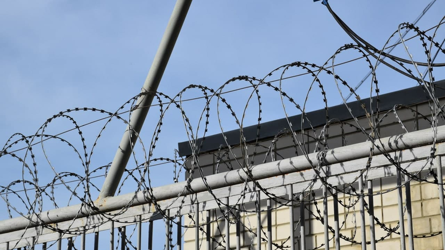 Изнасилования зеков в саратовской колонии: адвокат заявила, что часть заключенных отказалась давать показания