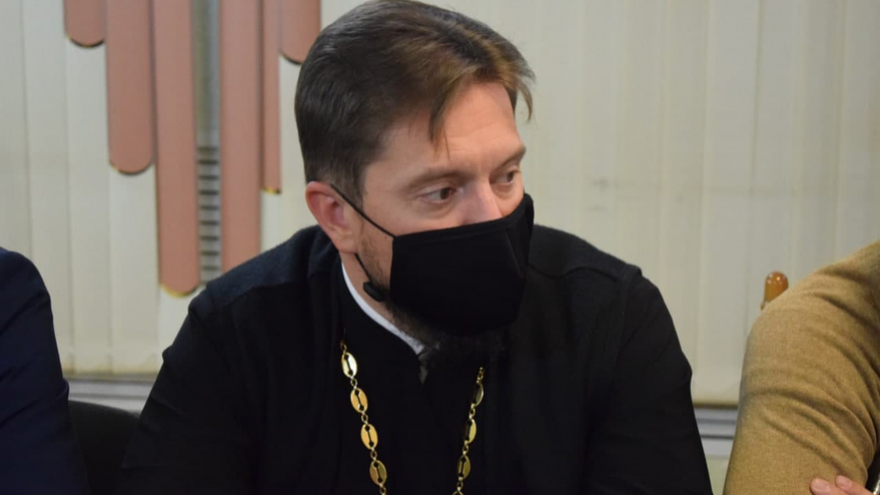 Коронавирус: саратовский общественник предложил успокаивать пассажиров автобусов табличками