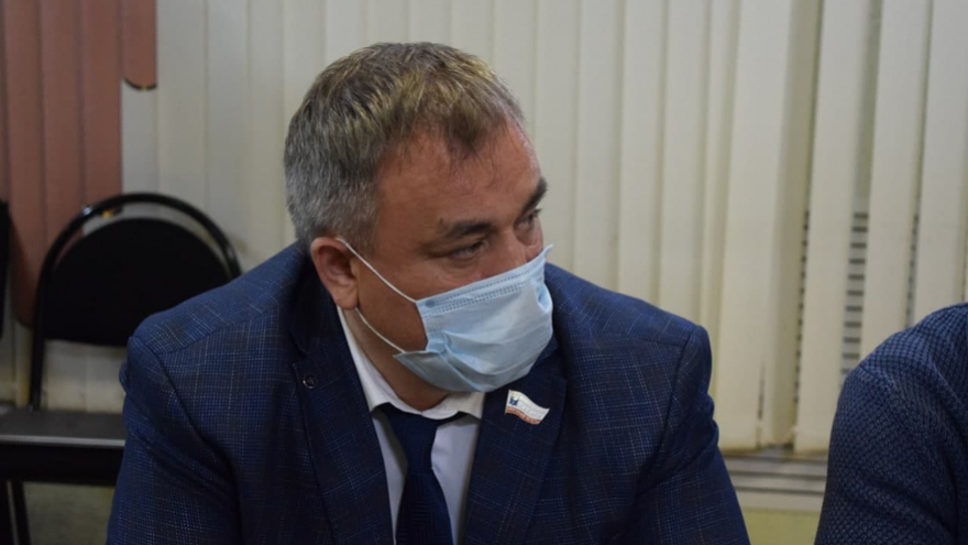 Коронавирус: саратовский общественник предложил успокаивать пассажиров автобусов табличками