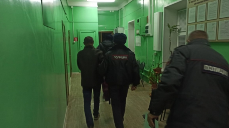 Следствие: пьяный раздавил шею пенсионерке и закрыл труп на балконе