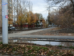 Саратовцы обнаружили в Заводском районе тротуар в никуда