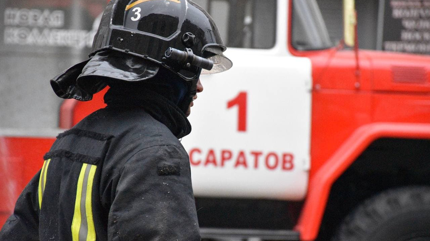 Источник: пожар в гостинице Россия начался со второго этажа, рассматривается версия о поджоге