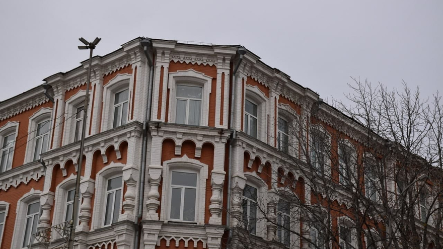 Локдаун. В День народного единства саратовцы гуляли толпами без масок (фоторепортаж)