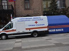 Локдаун. В День народного единства саратовцы гуляли толпами без масок (фоторепортаж)