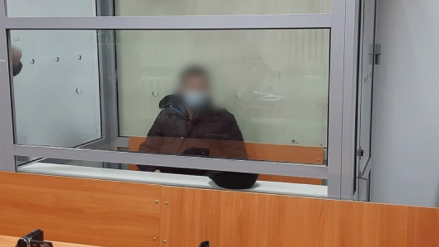 Житель Саратова 42 раза пырнул обидчика ножом, а еще устроил пожар: его будут судить