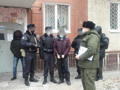 Житель Саратова 42 раза пырнул обидчика ножом, а еще устроил пожар: его будут судить
