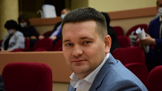 Пожар оставил четырех детей без отца и дома: депутат Воробьев помог семье переехать в новое жилье