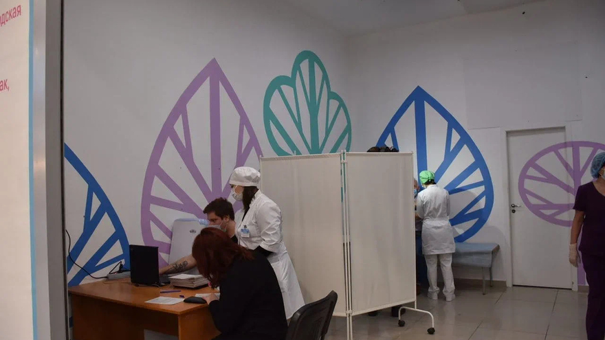 Когда 80% жителей Саратовской области получат вакцину от коронавируса: версия губернатора