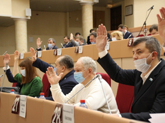 Депутаты Саратовской гордумы одобрили покупку мусорных контейнеров на 25 миллионов рублей
