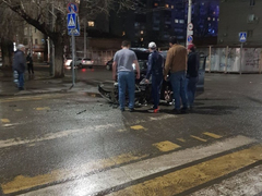 Очевидцы: около дома трезвости в Саратове разбились две легковушки 