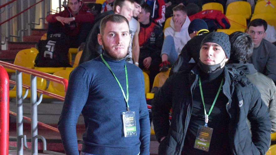 Агрессивный спорт для мужчин: в Саратове устроили турнир по MMA
