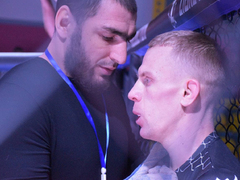 Агрессивный спорт для мужчин: в Саратове устроили турнир по MMA