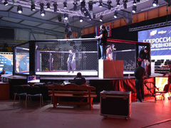 Агрессивный спорт для мужчин: в Саратове устроили турнир по MMA