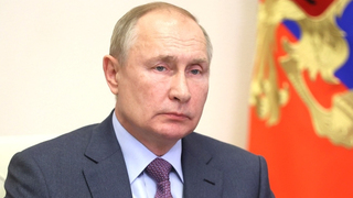 Владимир Путин выступил против QR-кодов на транспорте