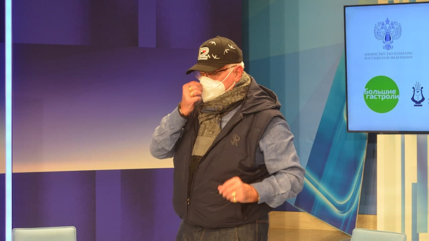 В Саратове Никита Михалков рассказал, как артисты крадут друг у друга энергию