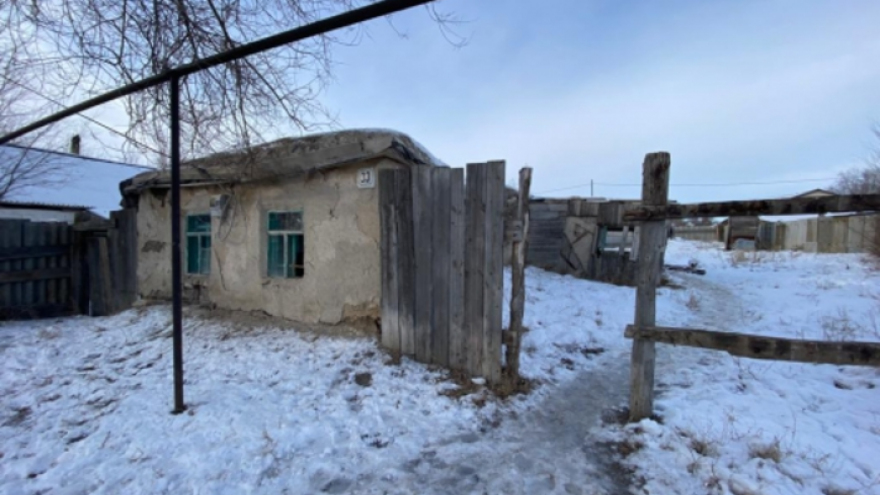 Труп с переломанными ребрами в заброшенном доме: задержаны три молодых человека