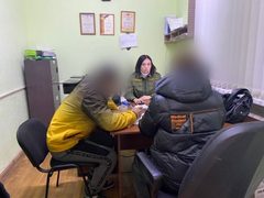 Труп с переломанными ребрами в заброшенном доме: задержаны три молодых человека
